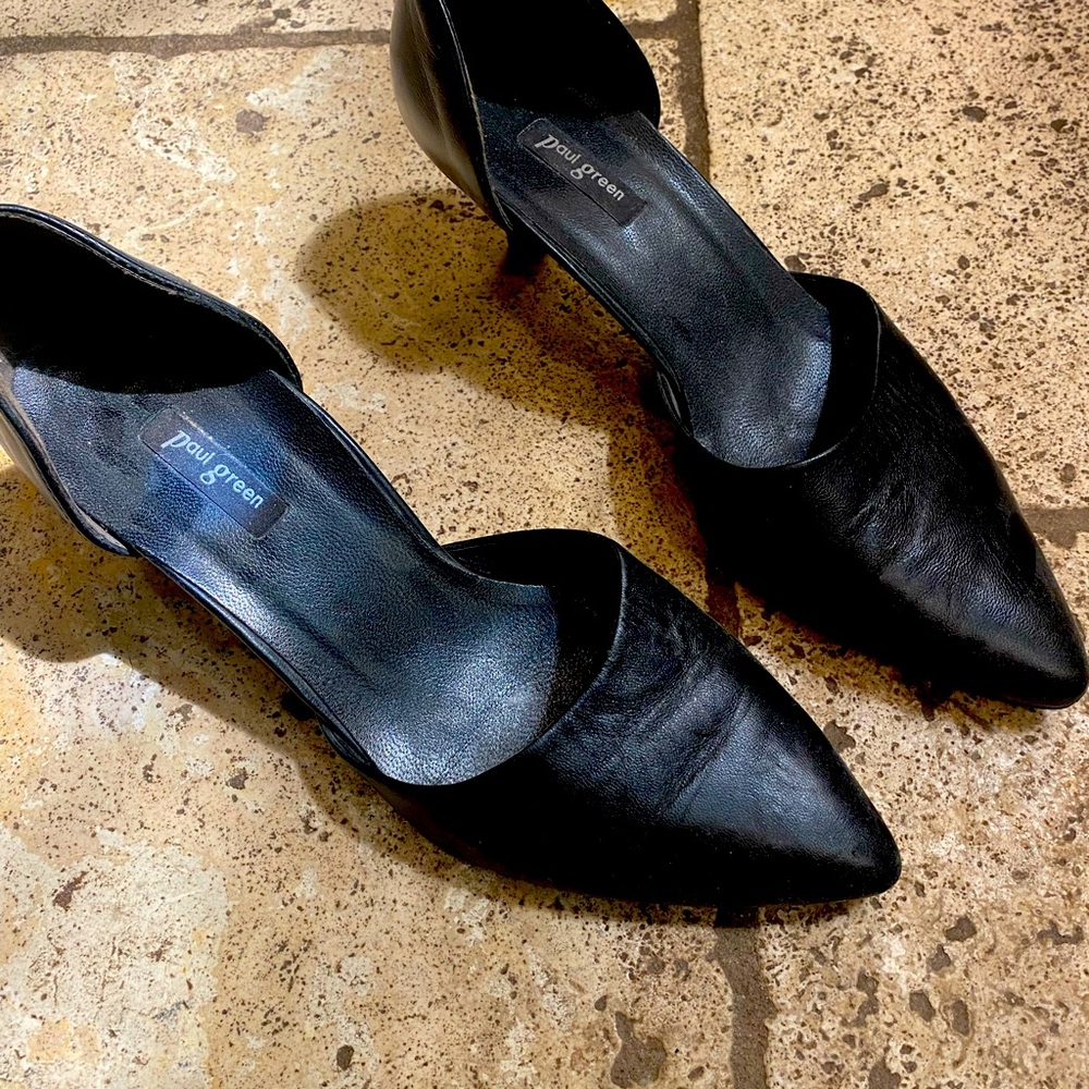 Low heel leather Paul Green shoe